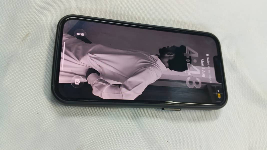 Apple iPhone 14 0