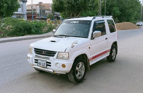 Mitsubishi Pajero Mini 1999