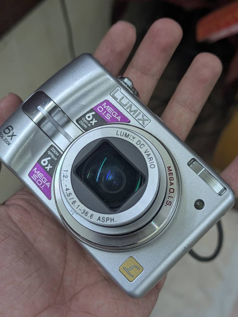 Digi Cam 1