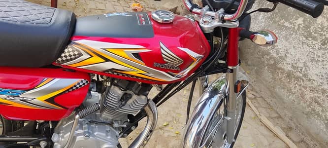 Honda 125 urgent salle