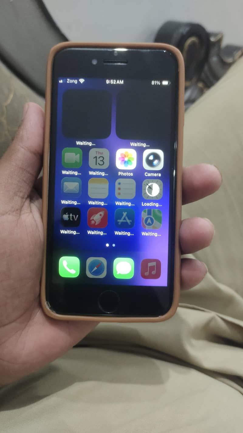 Apple iPhone SE 3