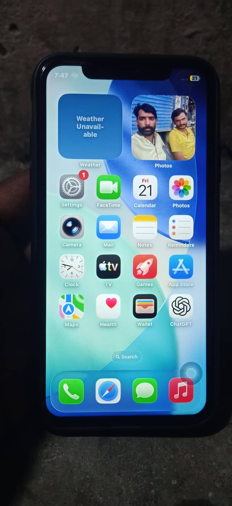 Apple iPhone 11 0
