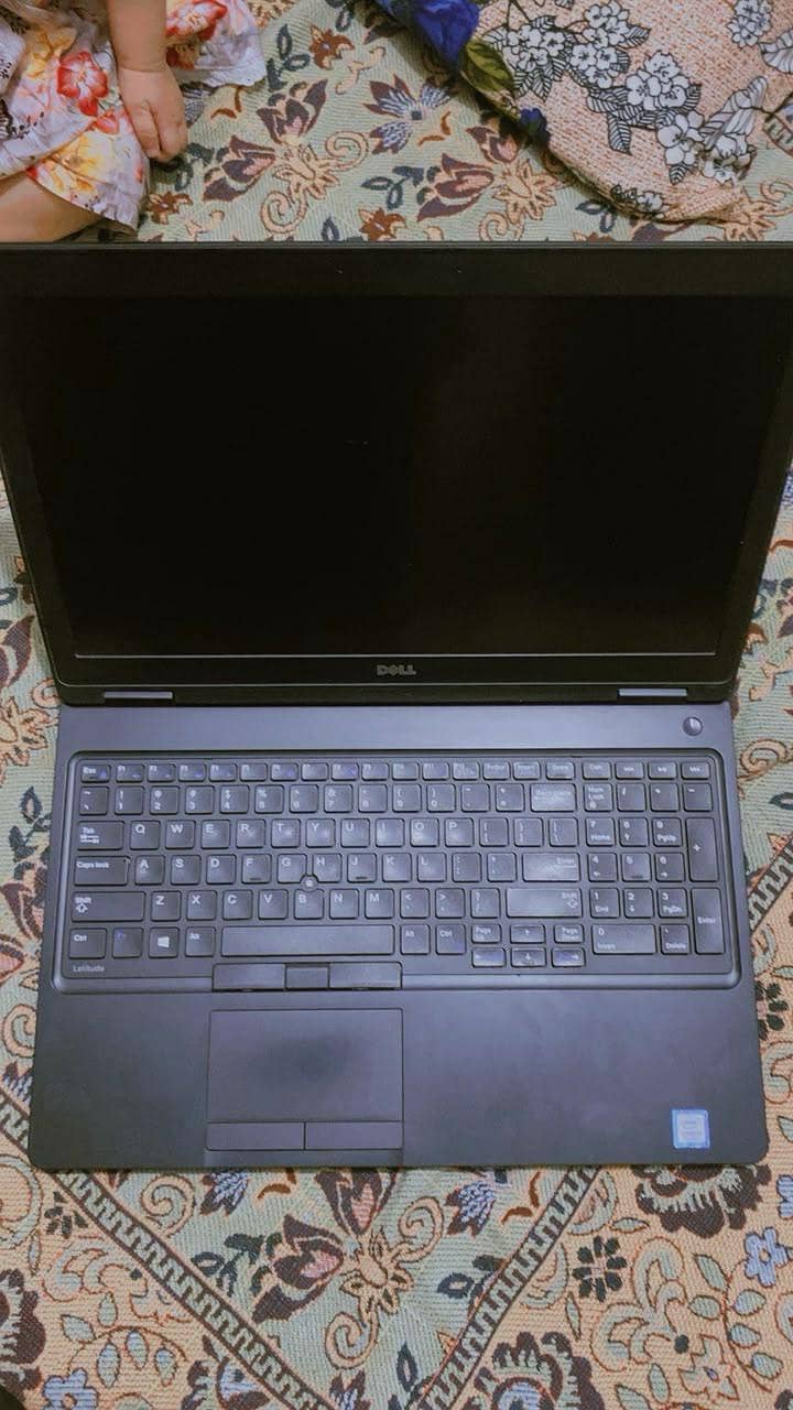 Laptop  1