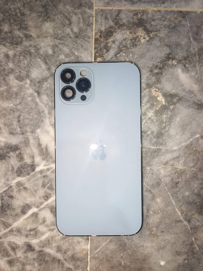 Apple iPhone 11 3