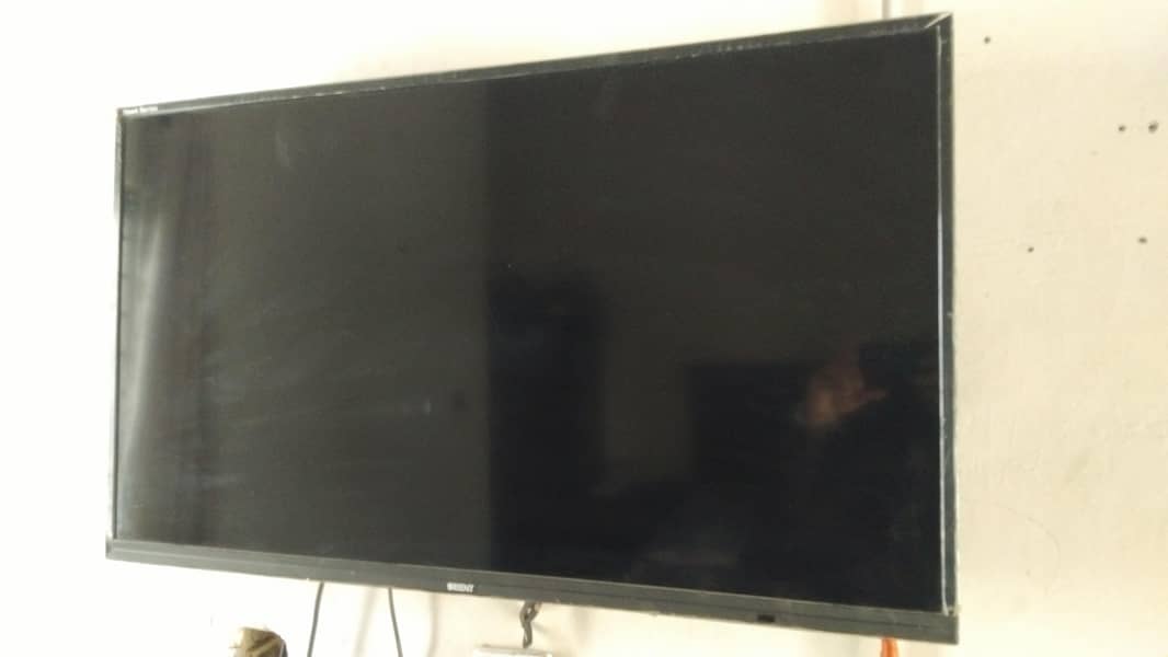 Orient LED 40 Inch 1
