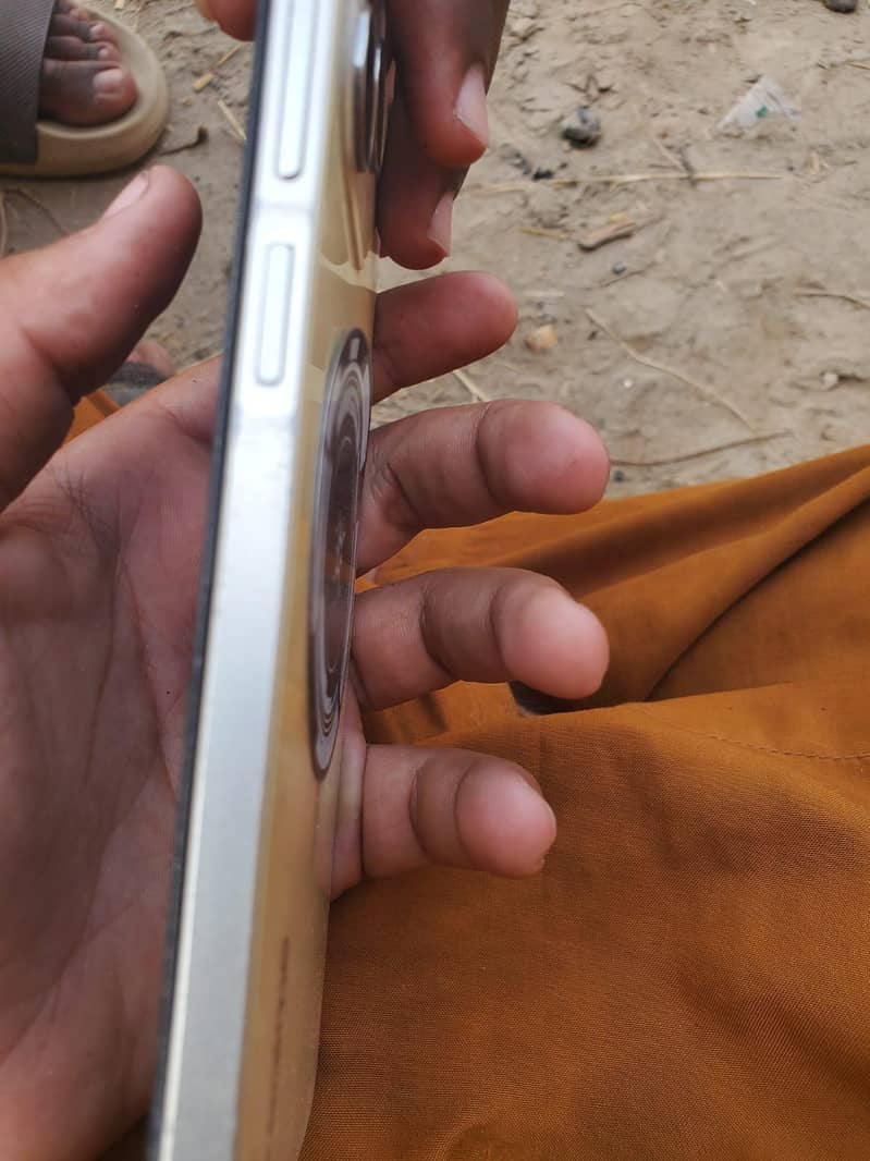 Realme C53 3