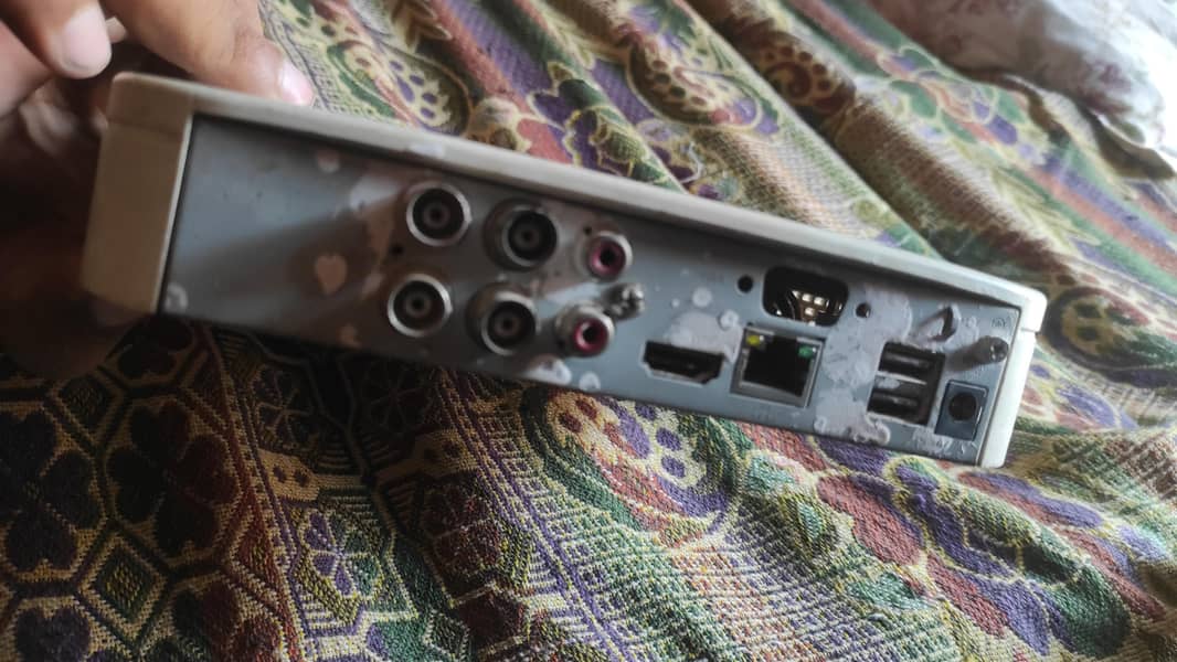 DVR +80GB Hard +Camera 1