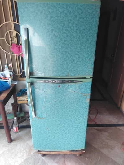 waves Refrigerator urgent for sale