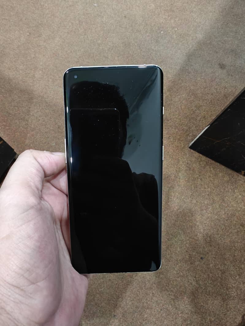 One Plus 10 Pro 5
