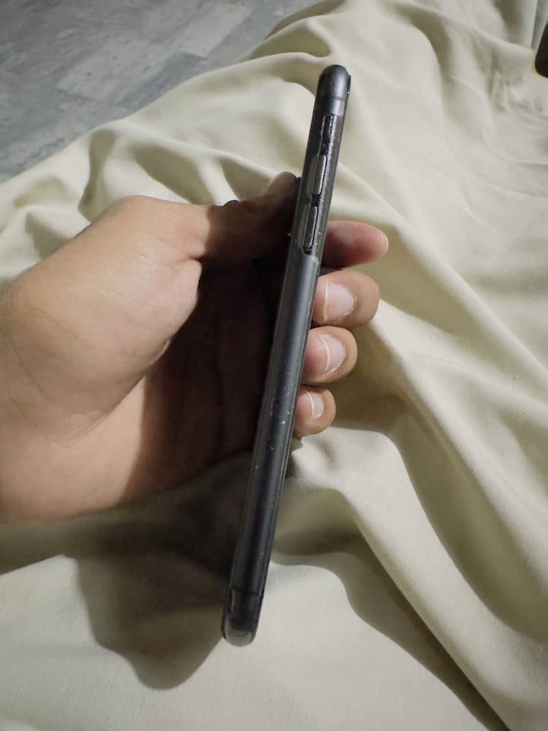 Apple iPhone X 2