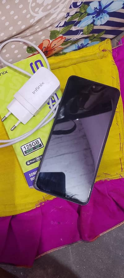Infinix smart 8pro 4/128