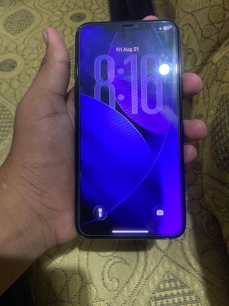 Apple iPhone 11 Pro Max 1