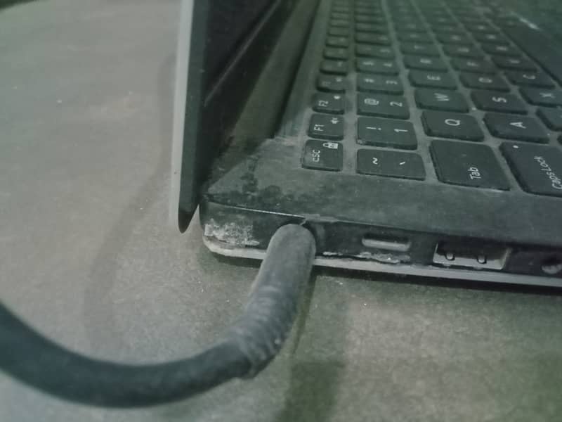 Dell leptop 10