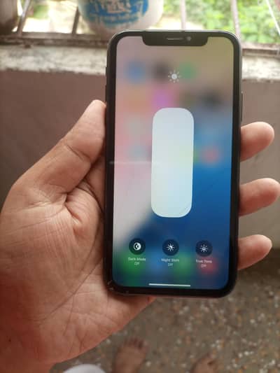 Apple iPhone xr 64gb non pta factory unlocked