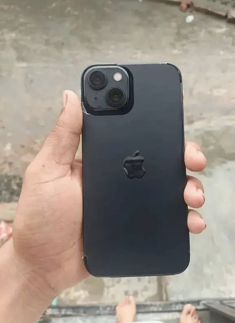 Apple iPhone 13 0