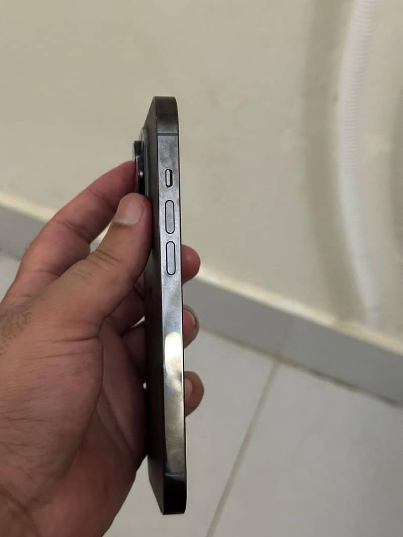 Apple iPhone 14 Pro Max 3