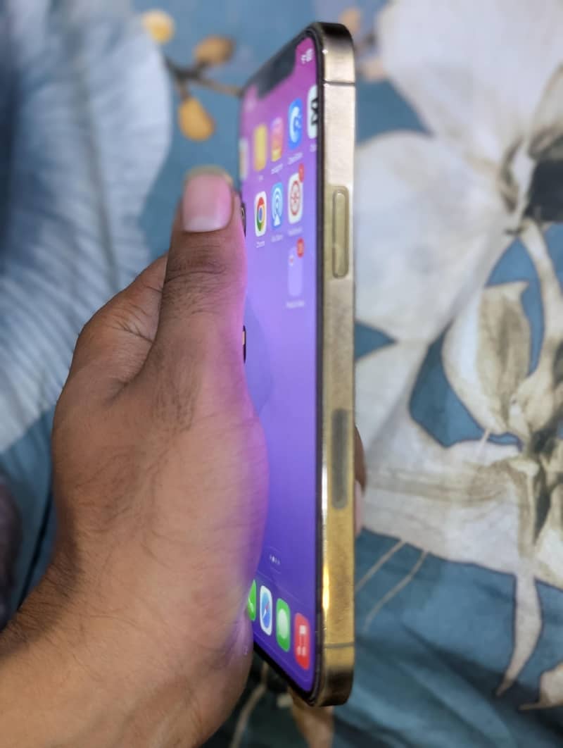 Iphone 12 Pro 4