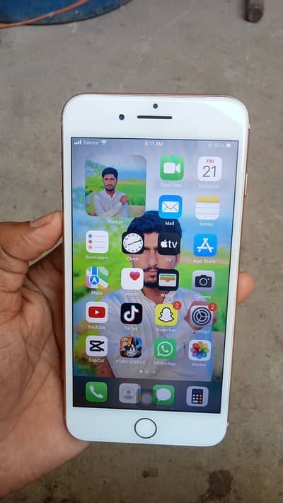 iPhone 8 Plus