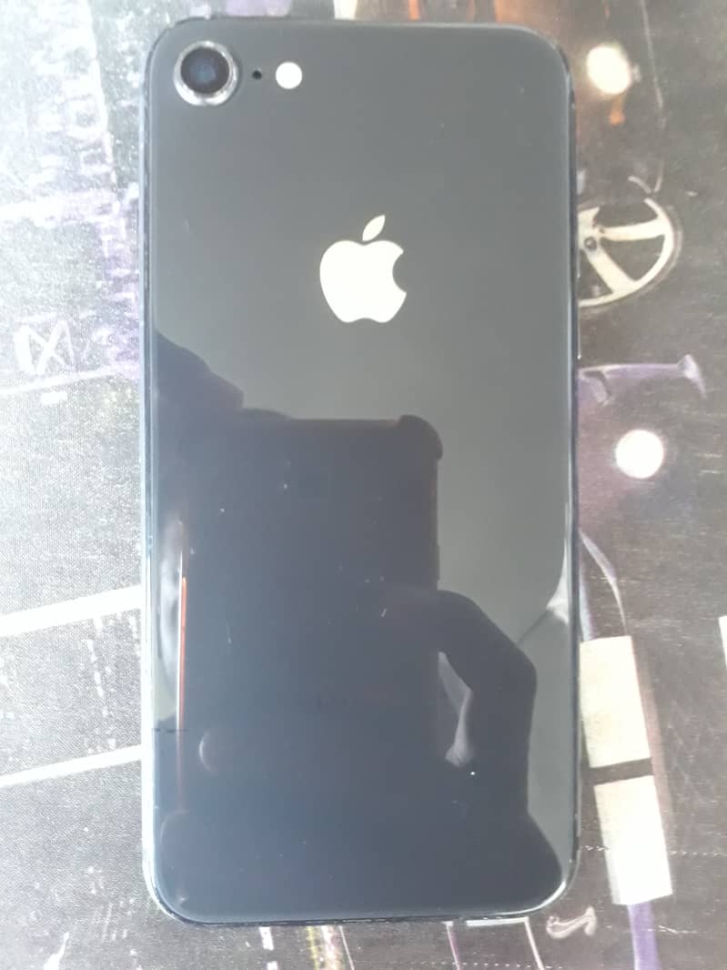 Apple iPhone 8 5