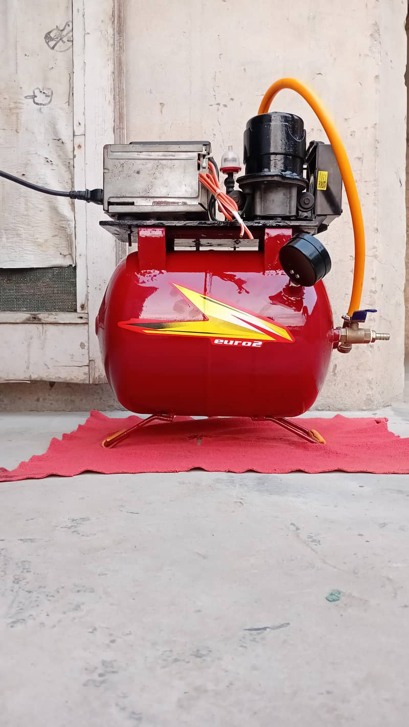 AC.  DC Air compressor 0