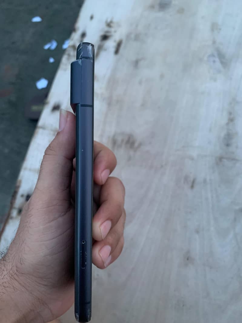 Google Pixel 8 2
