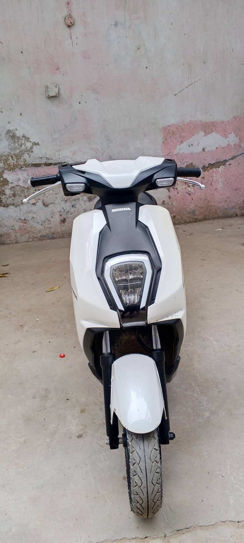 HONDA ICON-E 3