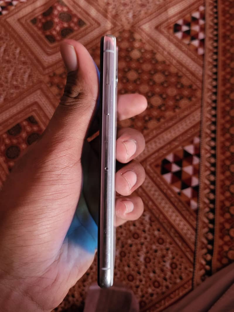Apple iPhone X 2