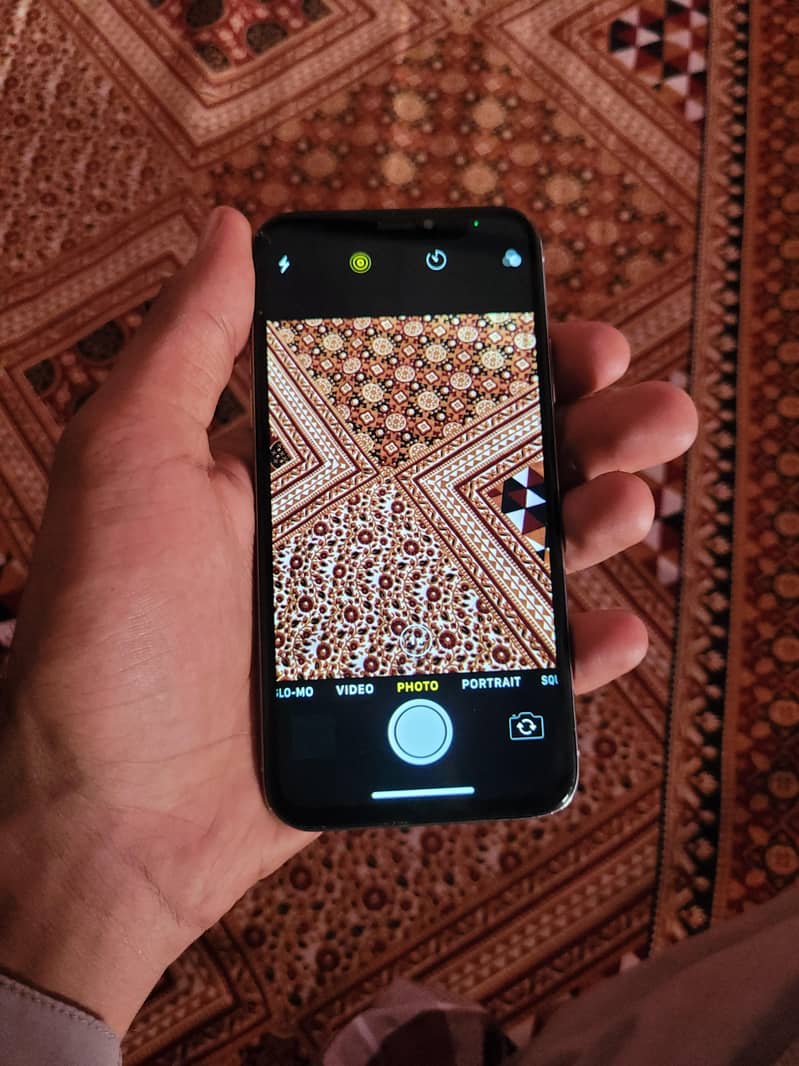 Apple iPhone X 6
