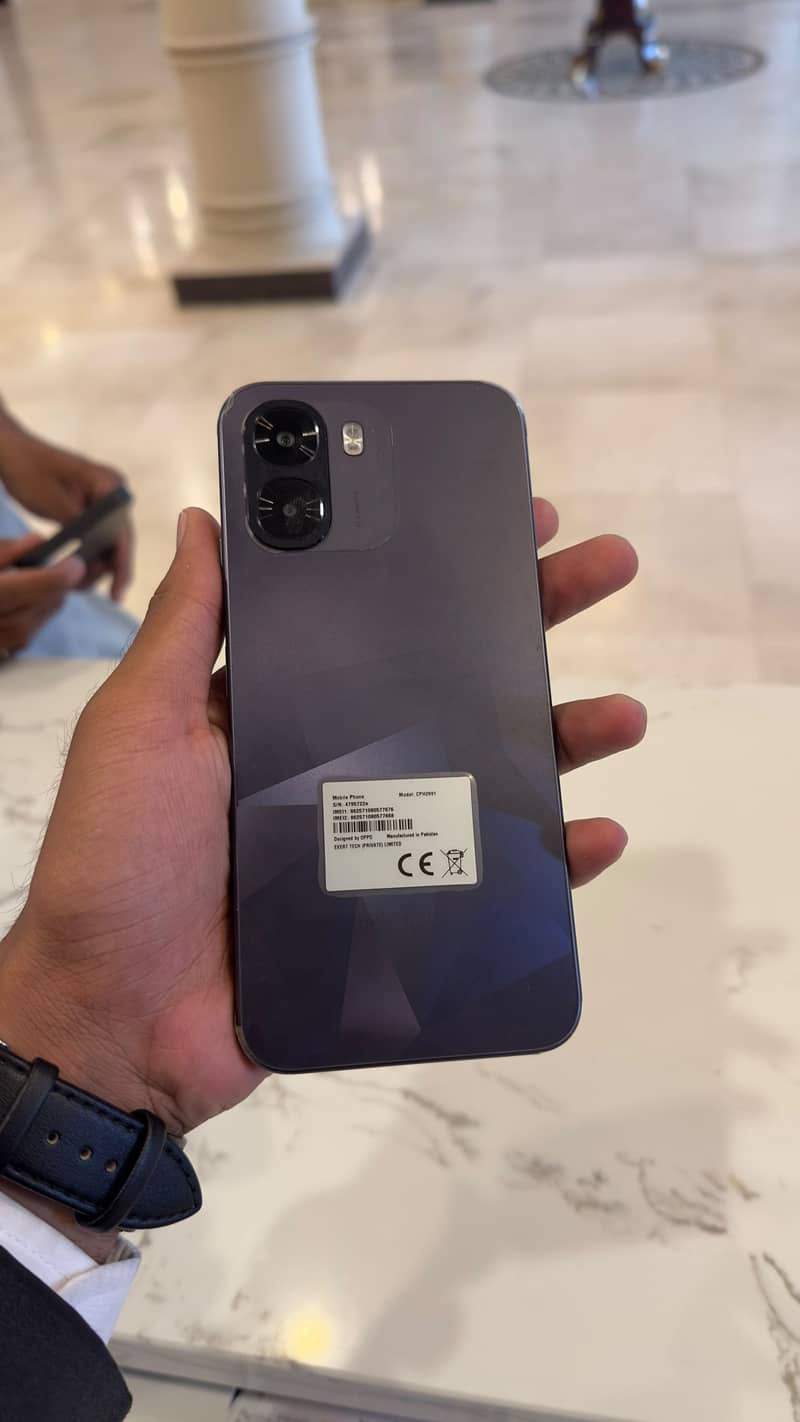OPPO A6k 0