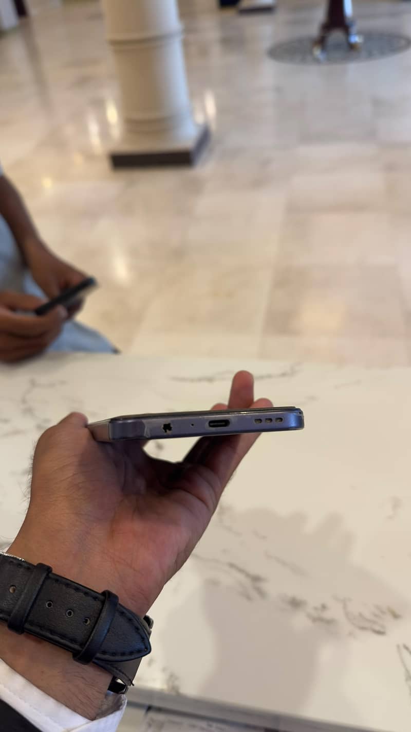 OPPO A6k 3