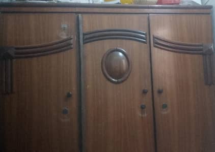 Almari for sell