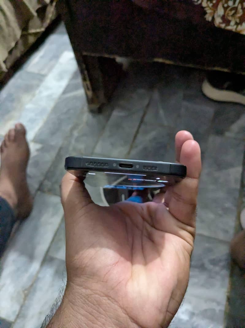 Apple iPhone 15 plus 1
