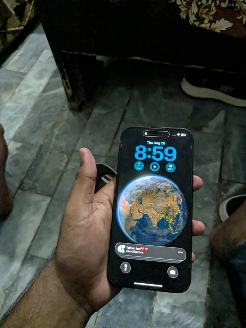 Apple iPhone 15 plus 3