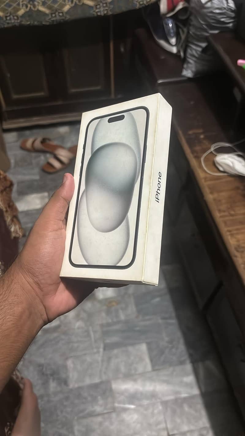 Apple iPhone 15 plus 5