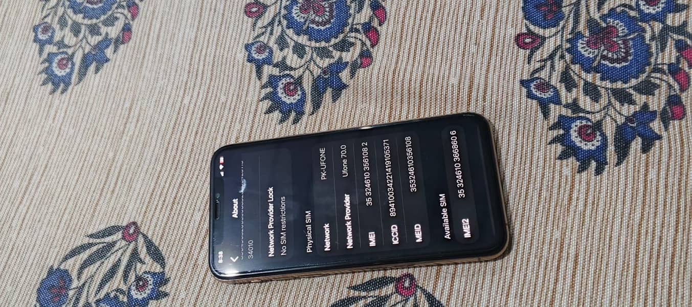 Apple iPhone 11 Pro 4