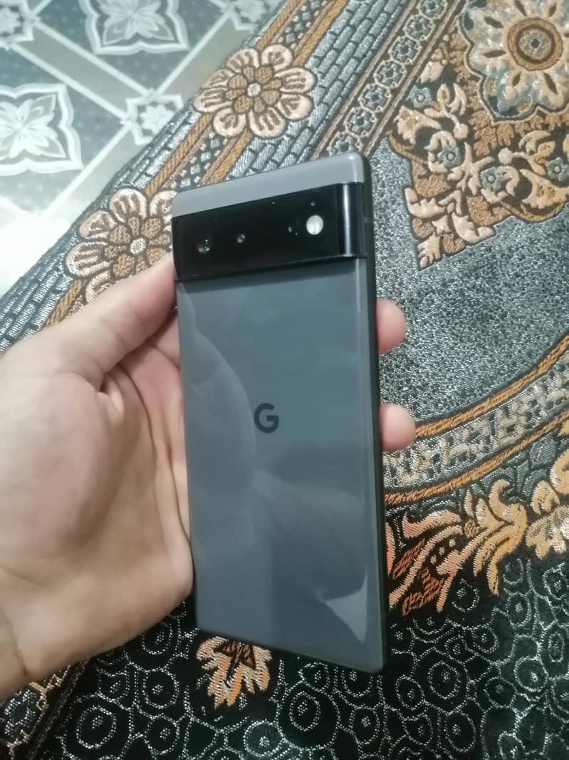 Google Pixel 6 4