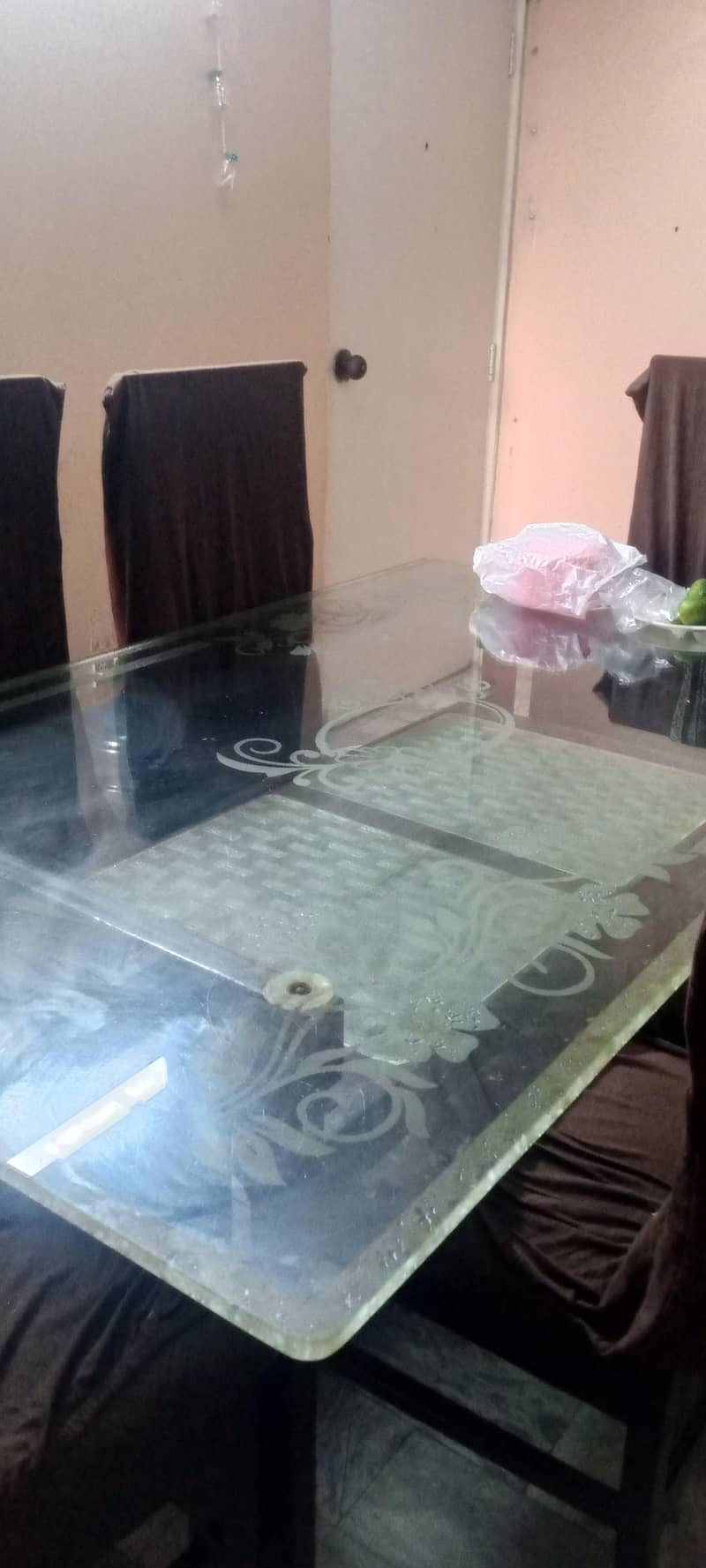 Dining table with 6 chairs 2