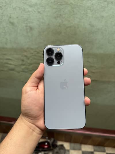 iPhone 13 Pro Max (Sierra Blue)