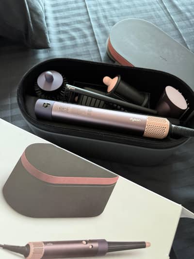 Dyson Air Wrap i. d