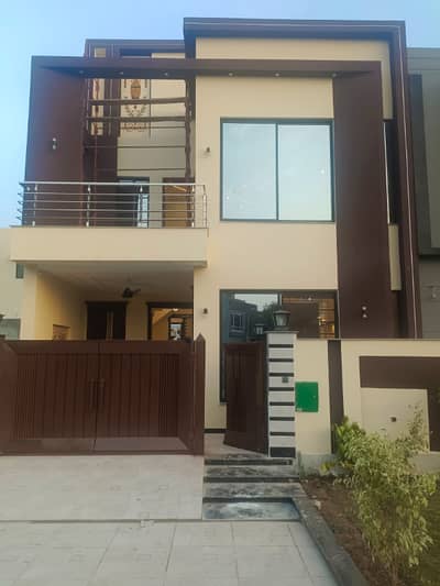 5 Marla Solid house for sale in Bahria Nasheman Lahore