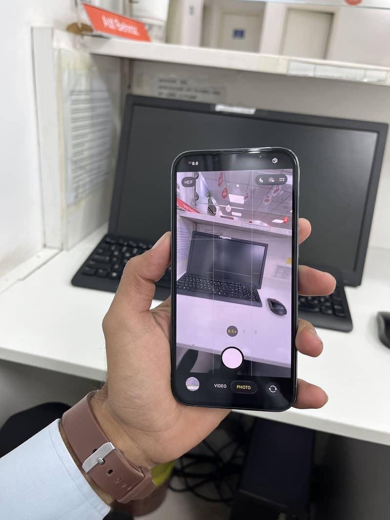 Apple iPhone 13 Pro 4