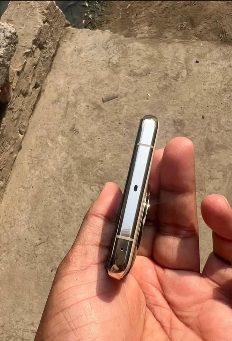 One Plus 11 4
