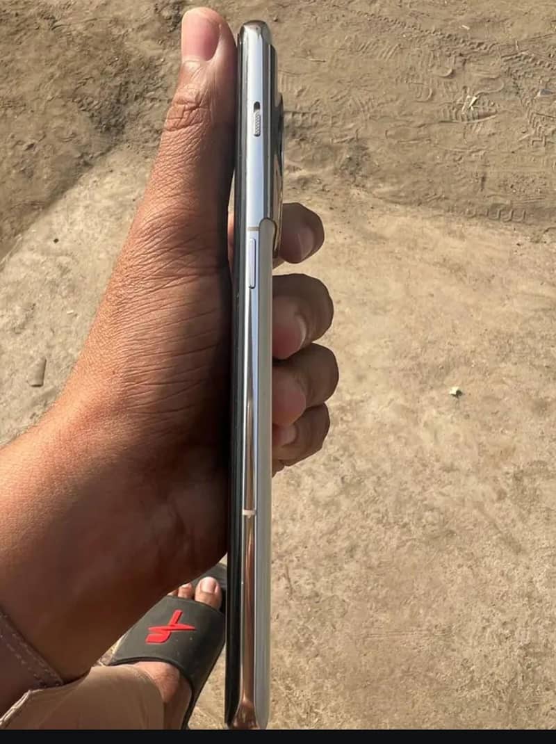 One Plus 11 7