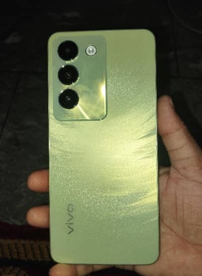 Vivo Y100