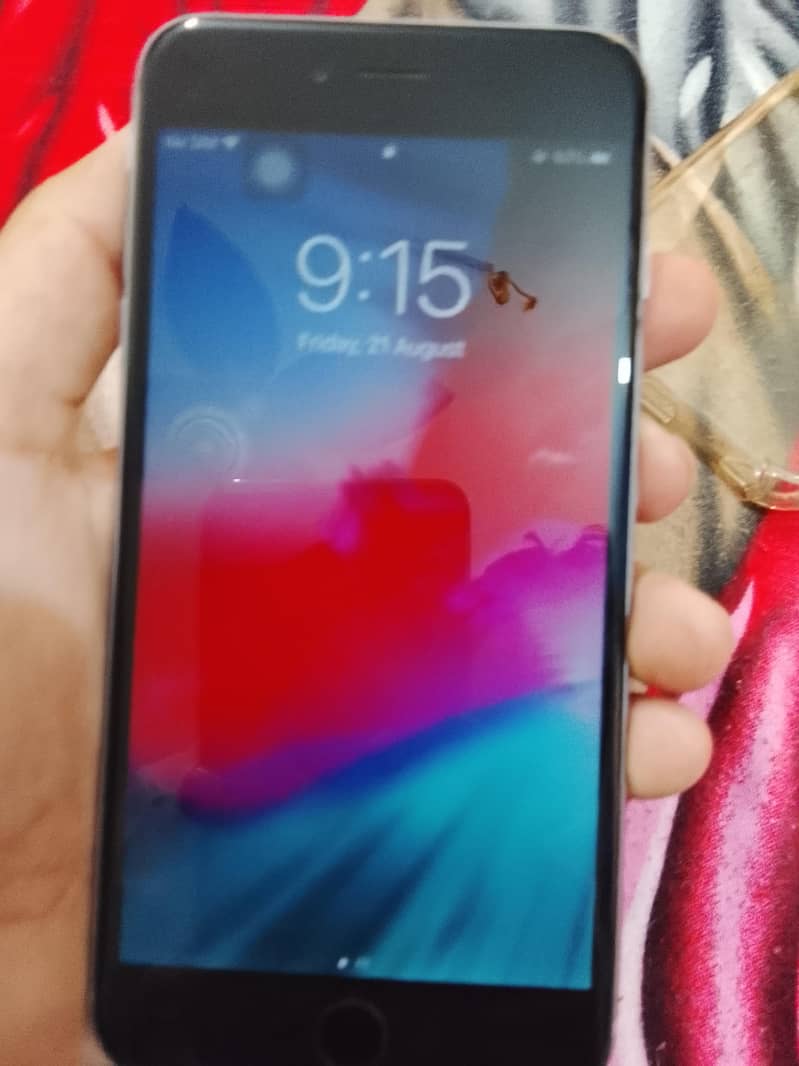 Apple iPhone 6S Plus 2