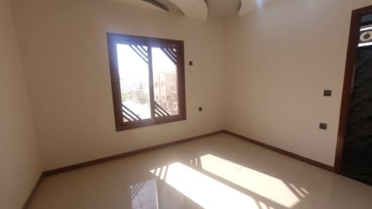 Prime Location 720 Square Feet Flat In North Nazimabad - Block L Best Option