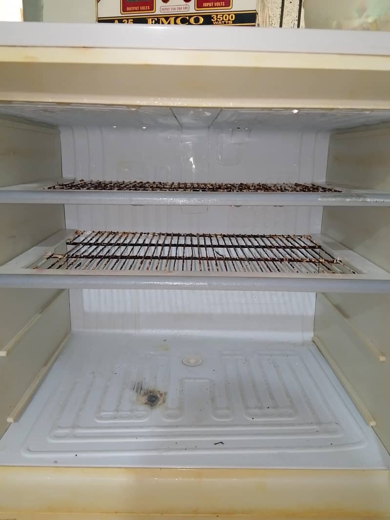 fridge 0