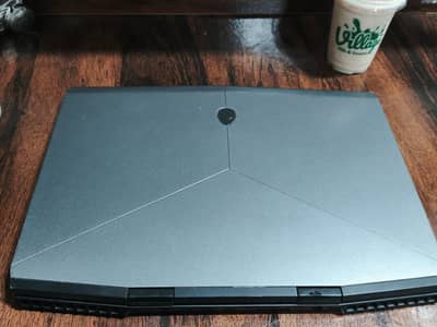 Alienware m15 Gaming Laptop | i9 8th Generation | RTX 2080 | 32 GB Ram