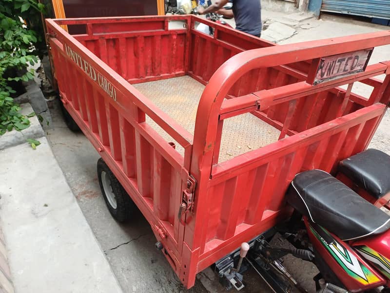 100CC United Loader mint condition 4