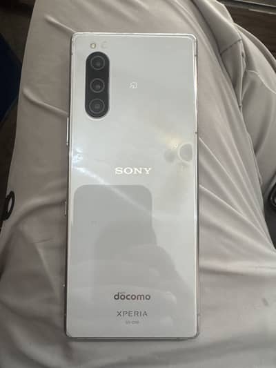 Sony Xperia 5